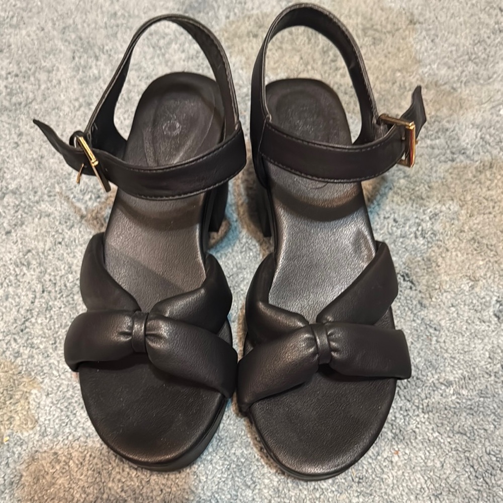 Elegant Black Women's Sandals